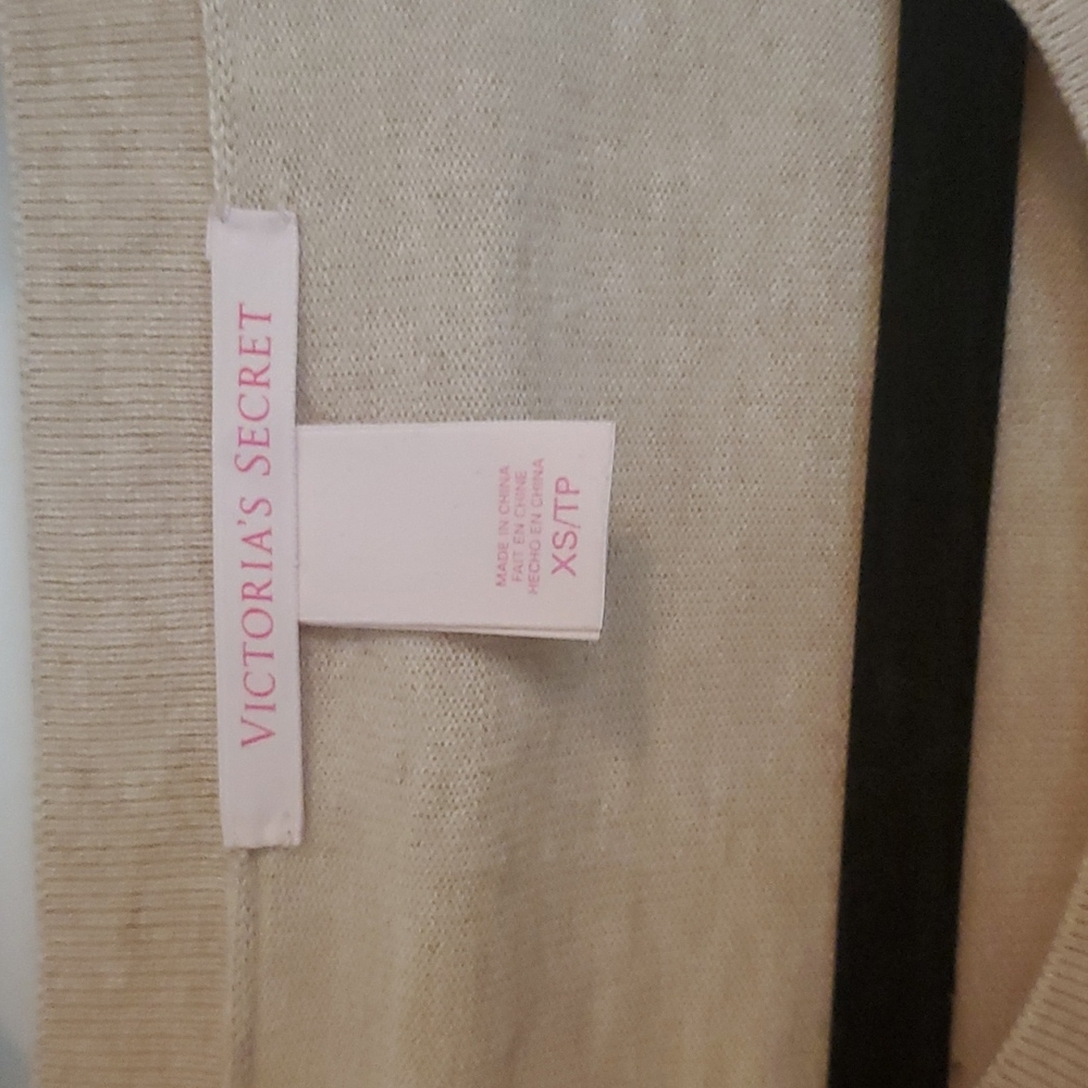 Beige Sweater - Picture 3 of 4
